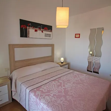 Basic Comfort San Luis 12º 0186 Apartment